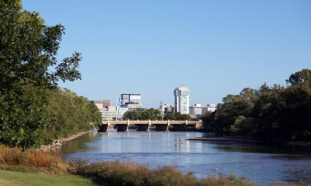 5 Fun Attractions Within Driving Distance of the Arkansas River