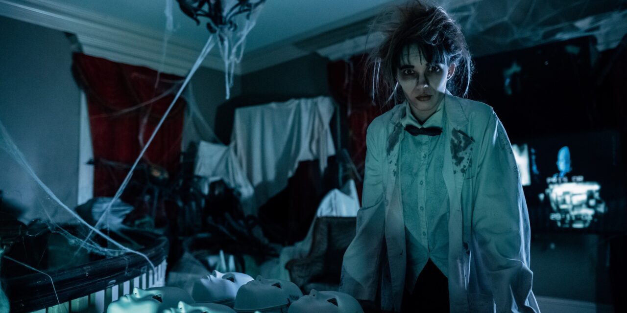 5 Of The Scariest Haunted Houses Near National Rivers